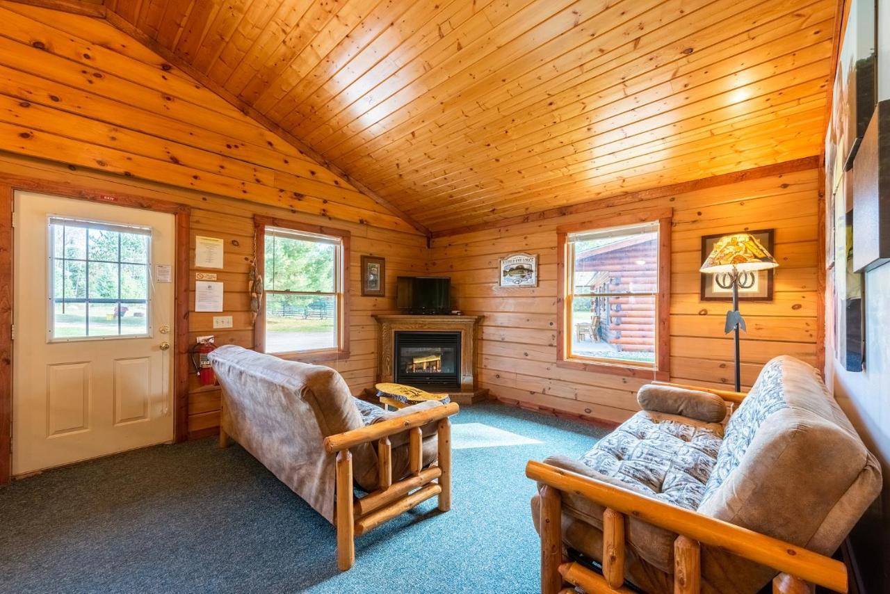 Spur Of The Moment Ranch Hotell Mountain Eksteriør bilde