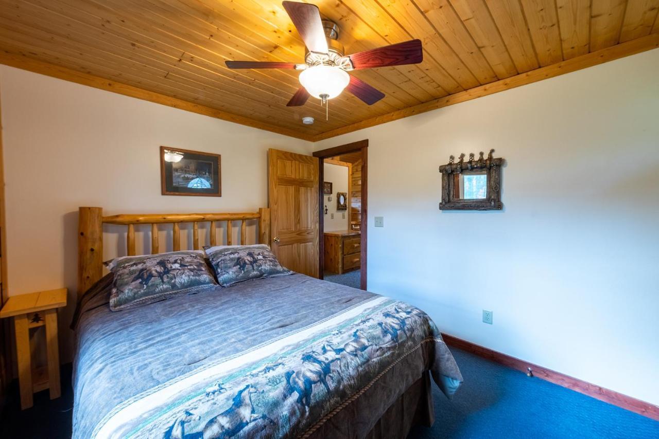 Spur Of The Moment Ranch Hotell Mountain Eksteriør bilde